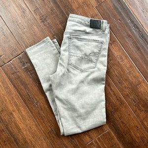 AE gray wash jeggings